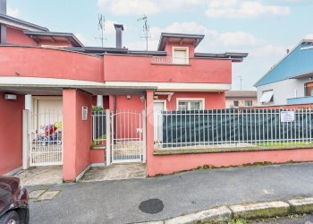 Terraced Villa Via Carroccio, Rescaldina - photo 2