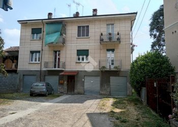 Three-room apartment Piazza clemente corte, Vigone - photo 1