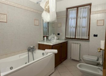 Villa Località Bernassa, Carasco - photo 14
