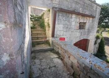 Locale Commerciale Strada Monaci, Martina Franca - foto 17