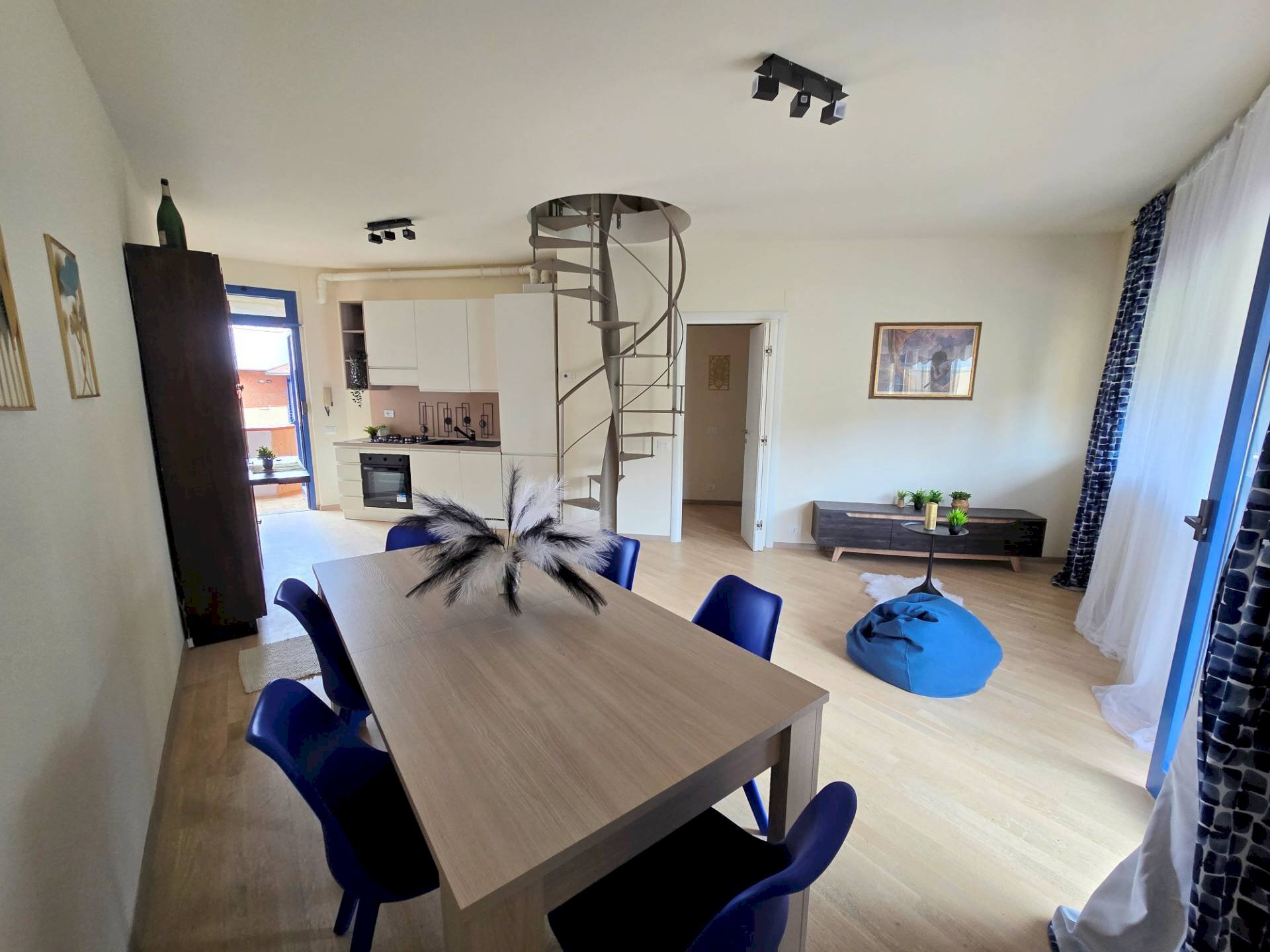 Foto 2 - Three-room apartment via delle Spianate
37, Rosignano Marittimo - photo 2