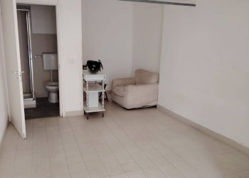 Foto 1 - Magazzino Via Del Monastero, Genova - foto 1