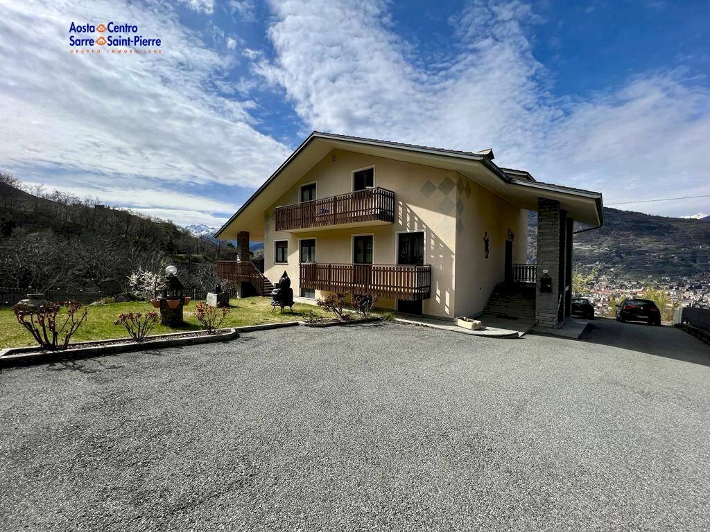 Foto 1 - Appartamento Capoluogo
 
93, Charvensod - foto 1