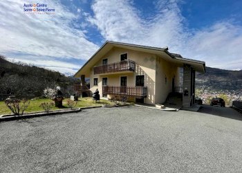Foto 1 - Appartamento Capoluogo
 
93, Charvensod - foto 1
