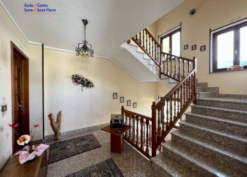 Foto 2 - Appartamento Capoluogo
 
93, Charvensod - foto 2