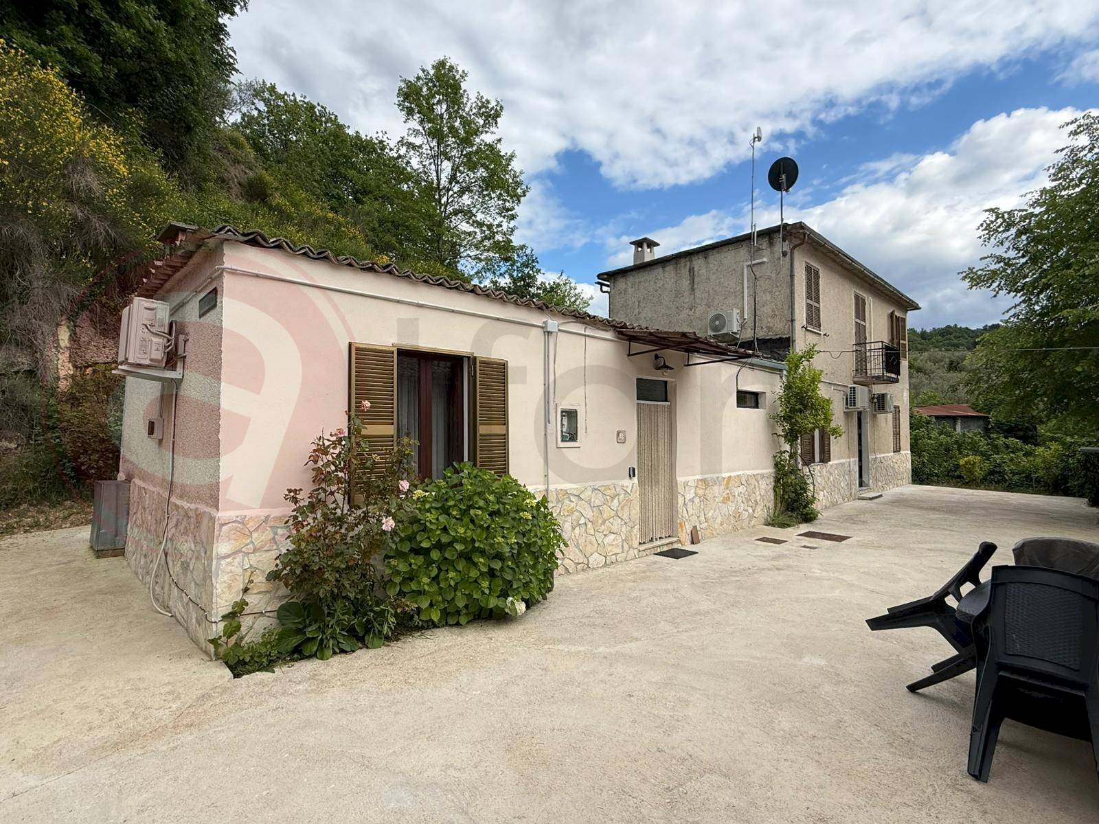 Foto 1 - Casa indipendente Via Montenero
 
38, Arpino - foto 1