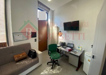 Foto 20 - Commercial Premises via Volturno, Busto Arsizio - photo 20