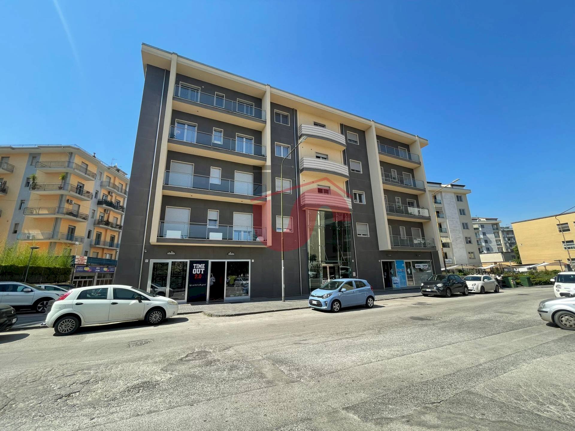 Foto 1 - Box Via Marmorale, Benevento - photo 1