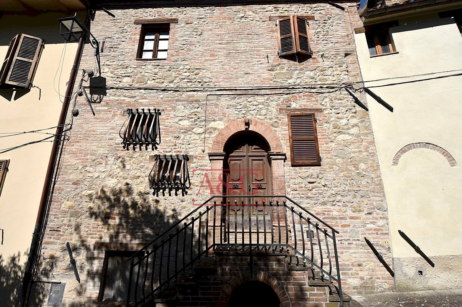 Foto 1 - Independent house Via Sant'agostino
 
2, Montefortino - photo 1