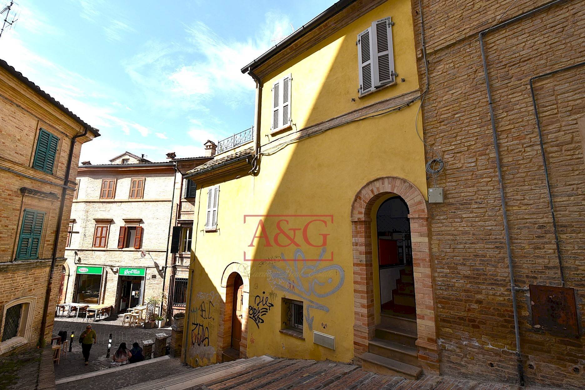 Foto 1 - Quadrilocale Piaggia Pompeo e Pietro Paolo Floriani, Macerata - foto 1
