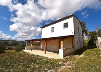 Foto 3 - Casa indipendente Contrada Fiastra, Ripe San Ginesio - foto 3