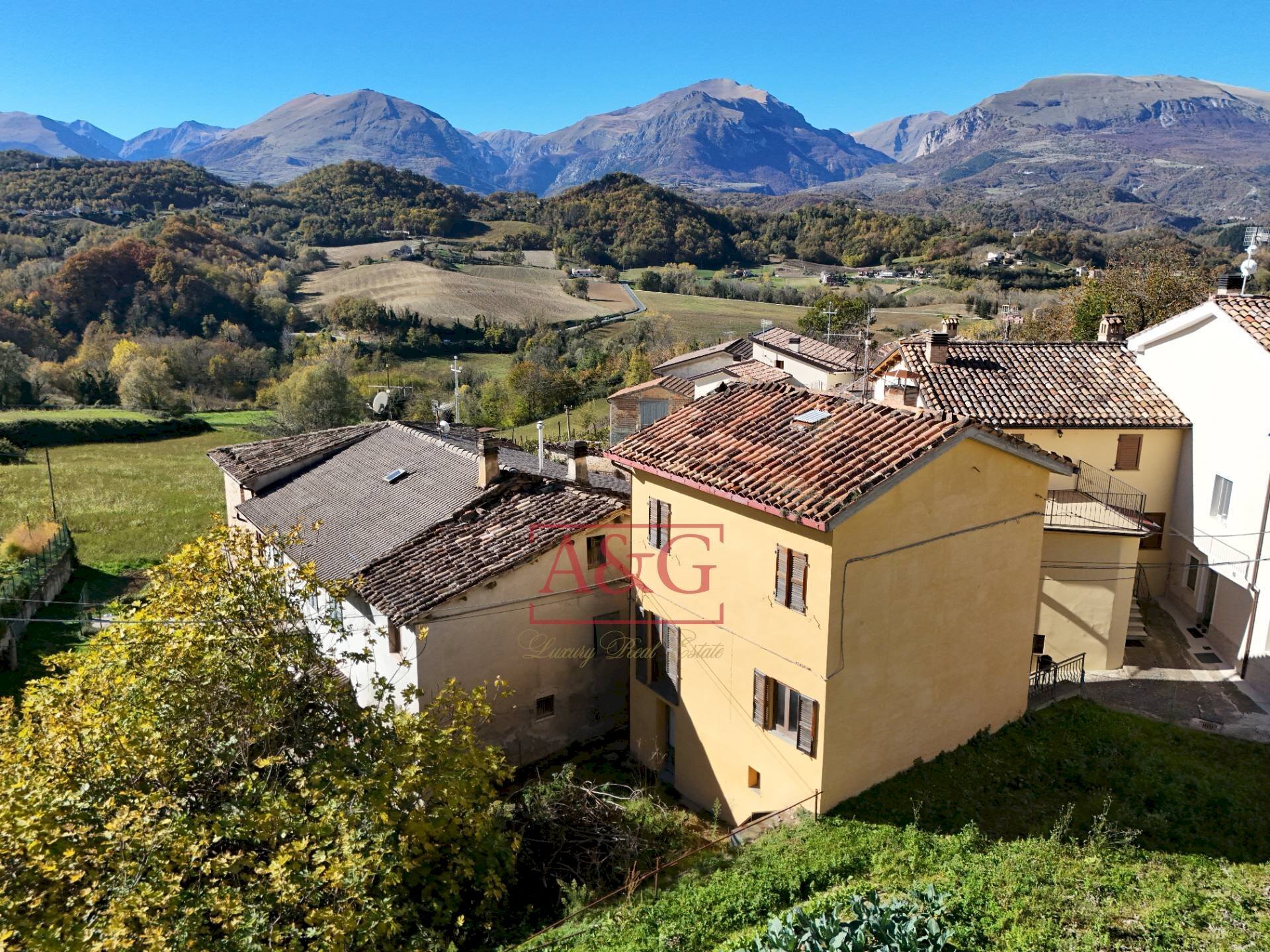 Foto 3 - Casa indipendente Via Villa Salvi, Amandola - foto 3