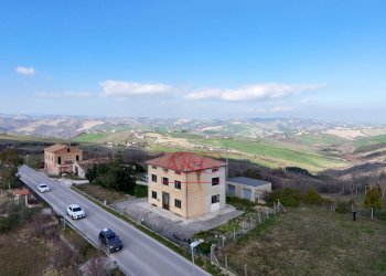 Foto 9 - Casa indipendente Strada Falerienze a Monte
29, Falerone - foto 9