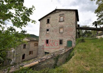 Foto 1 - Independent house Montefortino - photo 1