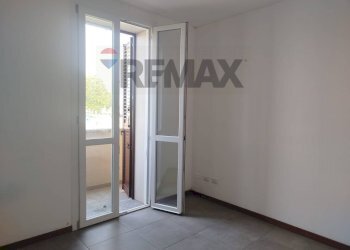 Stanza vuota - Trilocale Via Perlasca
 
2, Vellezzo Bellini - foto 7