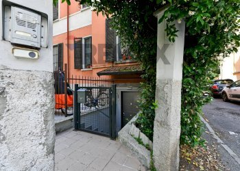Edificio all\'aperto - Quadrilocale Via Catania
 
6, Milano - foto 33