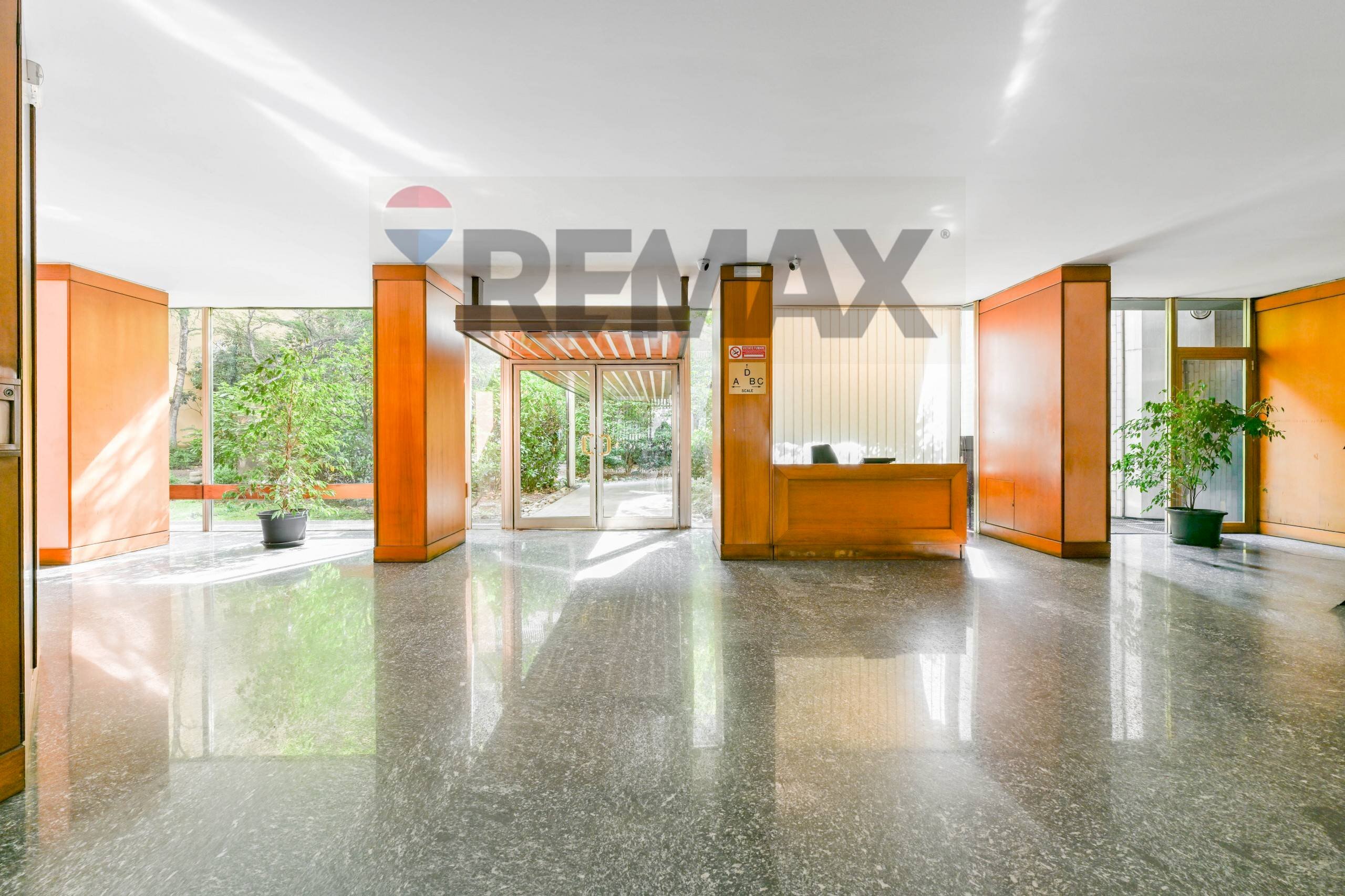 Ricezione / Lobby - Ufficio Via Francesco Melzi D'eril
 
3, Milano - foto 1