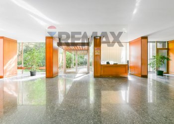 Ricezione / Lobby - Ufficio Via Francesco Melzi D'eril
3, Milano - foto 1