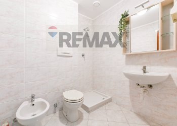 Bagno - Ufficio Via Francesco Melzi D'eril
3, Milano - foto 24