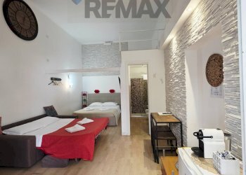 Camera / camera da letto - One-room apartment Via Valona
 
4, Bari - photo 2
