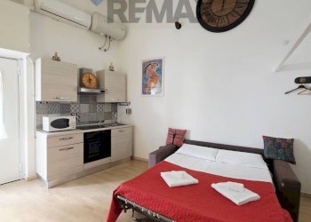Camera / camera da letto - One-room apartment Via Valona
 
4, Bari - photo 4