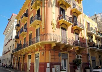 Edificio all\'aperto - One-room apartment Via Nicolò Pisani
 
37, Bari - photo 4