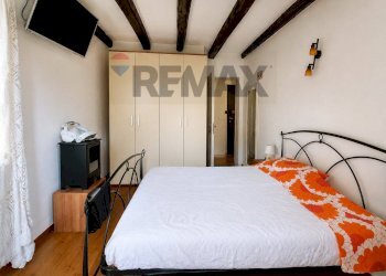 Camera / camera da letto - Casa indipendente Via Cecilia Coretta
 
3, Trarego Viggiona - foto 7