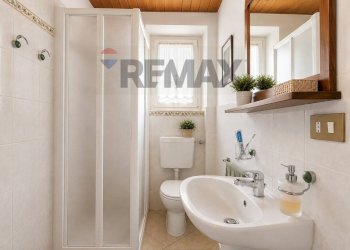Bagno - Casa indipendente Via Cecilia Coretta
 
3, Trarego Viggiona - foto 12