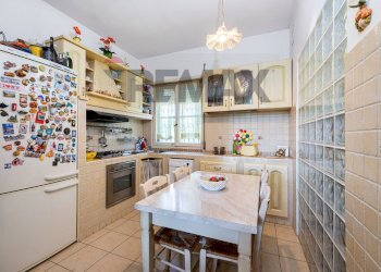 Cucina - Four-room apartment Largo Efestione
13, Roma - photo 9