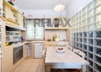 Cucina - Four-room apartment Largo Efestione
13, Roma - photo 10