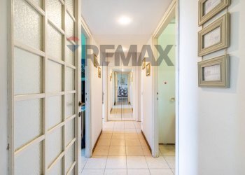 Hall / corridoio - Four-room apartment Largo Efestione
13, Roma - photo 11