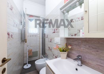 Bagno - Four-room apartment Largo Efestione
13, Roma - photo 23