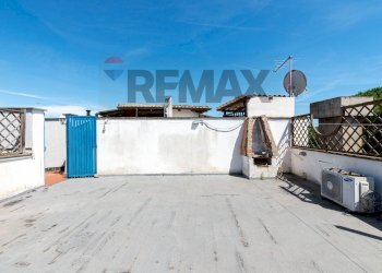 Terrazza - Four-room apartment Largo Efestione
13, Roma - photo 27