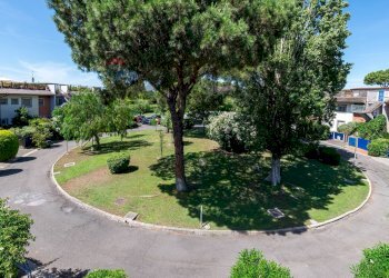 Giardino - Four-room apartment Largo Efestione
13, Roma - photo 30