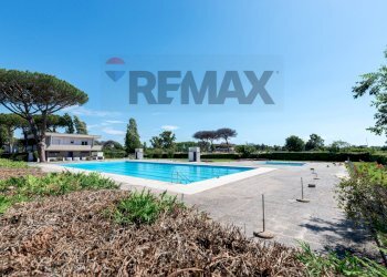 Piscina - Four-room apartment Largo Efestione
13, Roma - photo 33