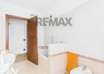 Bagno - Appartamento Via Pietro Nenni
 
10, Albuzzano - foto 14