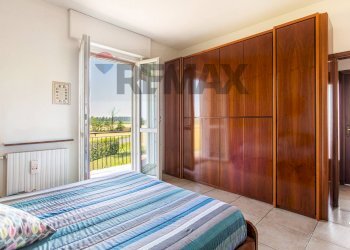 Camera / camera da letto - Three-room apartment Via S. Bartolomeo
 
10, Vellezzo Bellini - photo 16