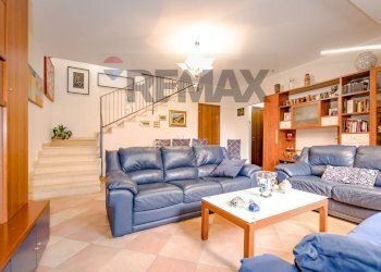 Soggiorno - Villa Strada piano San Michele
 
snc, Altavilla Milicia - foto 3
