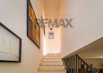 Scale - Villa Strada piano San Michele
 
snc, Altavilla Milicia - foto 15