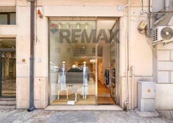 Edificio all\'aperto - Shop VIA SCIUTI
13, Palermo - photo 1