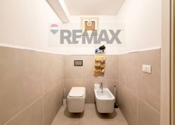 Bagno - Shop VIA SCIUTI
13, Palermo - photo 23