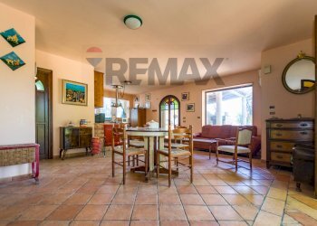 Sala da pranzo - Villa contrada accia
 
snc, Ventimiglia di Sicilia - photo 7