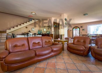 Soggiorno - Villa contrada accia
 
snc, Ventimiglia di Sicilia - photo 16