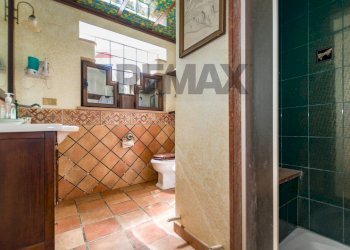 Bagno - Villa contrada accia
 
snc, Ventimiglia di Sicilia - photo 18