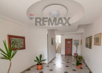 Ricezione / Lobby - Quadrilocale via Trapani Pescia
61/a, Palermo - foto 10