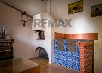 Cucina - Independent house Via Cristoforo Grisanti
 
32, Isnello - photo 14