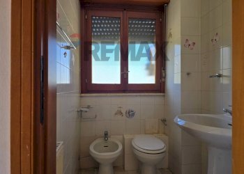 Bagno - Four-room apartment Via città di Palermo
 
169, Bagheria - photo 13