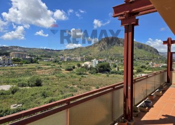 Vista delle montagne - Four-room apartment Via città di Palermo
 
169, Bagheria - photo 18
