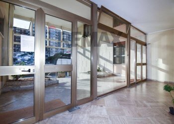 Ricezione / Lobby - Appartamento Via Del Rotolo
 
44-46, Catania - foto 6