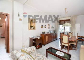 Sala da pranzo - Appartamento Via Del Rotolo
 
44-46, Catania - foto 9